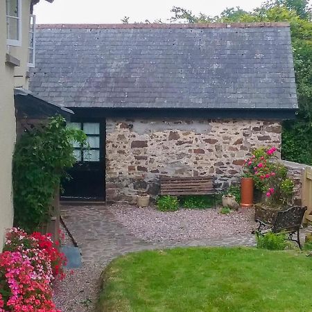 The Old Workshop Vila Knowstone Exterior foto